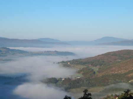 La brume matinale sur la vallée de Yenne