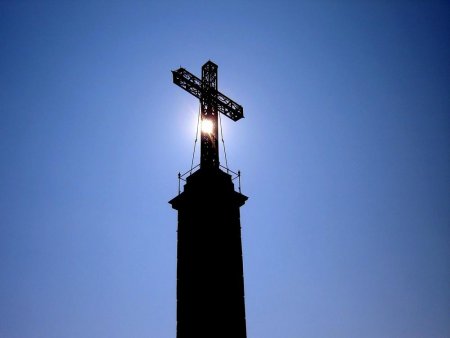 La monumentale Croix du sommet.