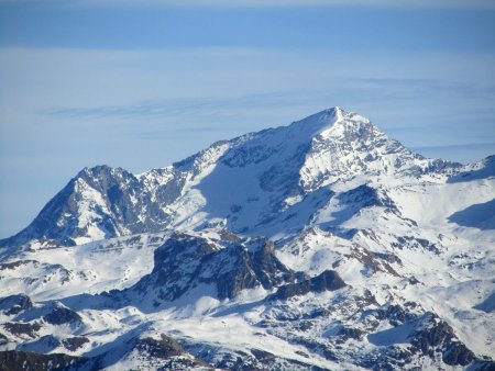 Zoom vers le Mont Pourri.