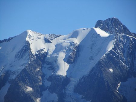 La Lex Blanche et l’Aiguille des Glaciers.