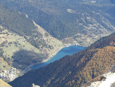 Le Lago di Castello sur la route du Col Agnel côté italien.