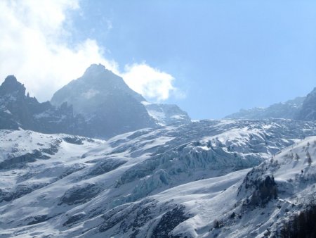 La Pointe d’Orny et le Glacier du Trient.
