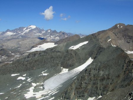 Glacier du Gros Caval et l’Italie.