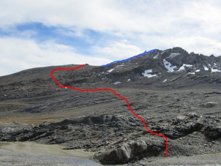 L’itinéraire hors sentier pour rejoindre la Cime de la Valette (rouge) et le Mont Péaiaux (bleu).