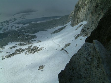 Vue du glacier de l’Aneto depuis le portillon supérieur