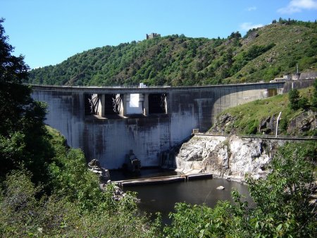 Le barrage de Grangent.