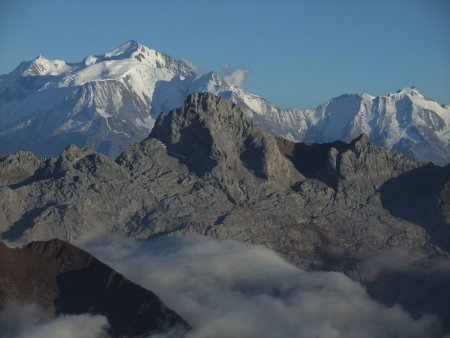 La Pointe Percée et le Mont Blanc.