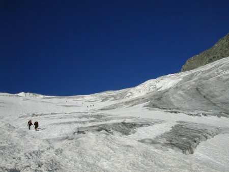 Glacier de Troquairou : quelques cordées devant
