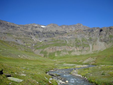 Le ruisseau du Montet sur le GRP.