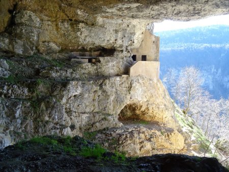 Grotte à Carret
