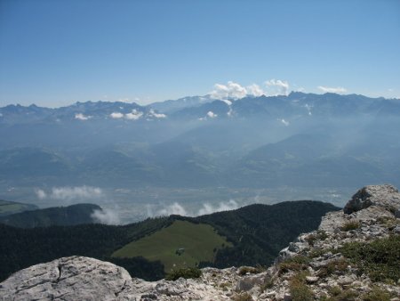 Alpage de l’Emeindras et  Massif de Belledonne vus du sommet