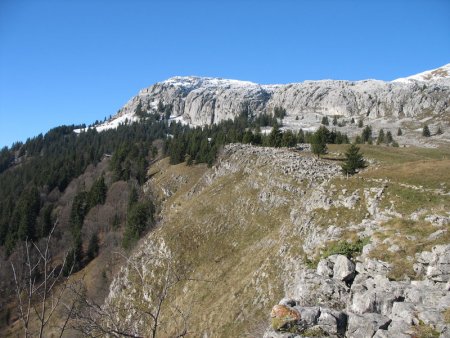 Le plateau du Roc des Tours (vu de Samance)