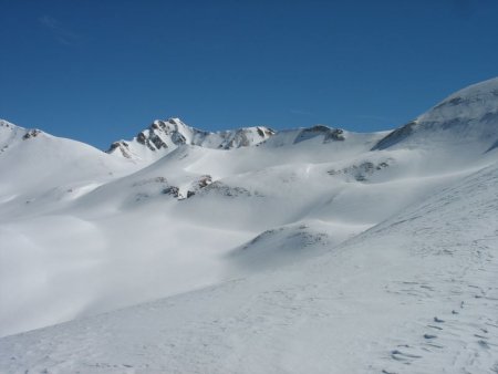 Col des Tufs Blancs et Crêt du Rey (alt . 2.633 m) vus du Col