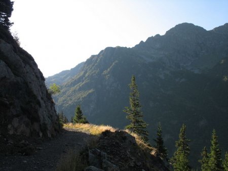 Pointe du Sifflet (2.286 m) vue de la «route Paganon»