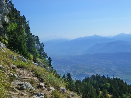 Côté Grésivaudan, le Mont Blanc dans la brume