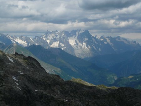 Val d’Aoste, Dent du Géant et Grandes Jorasses depuis le mont Charvet.