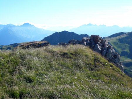 De la pointe du Col, vue sur Quermo, Cheval Noir et Lauzière.