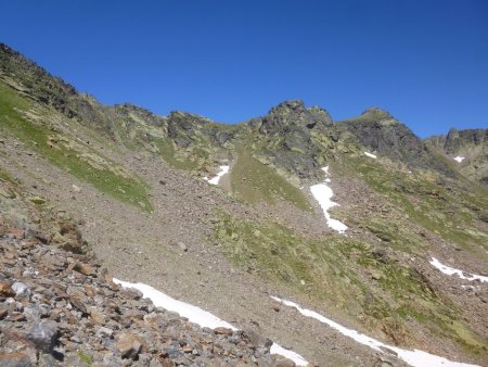 Vue sur le cheminement entre le Pic de Malcaras et le début de la montée vers le col du Pic de l’Etang Fourcat