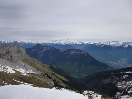 Coté Mont Blanc avec Belle Etoile-Dent de Cons au premier plan.