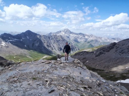 Au sommet du Grand Glaiza (3293m) avec les Petit et Grand Rochebrune