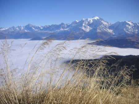 Le Massif du Mont Blanc et les Aiguilles de Chamonix
