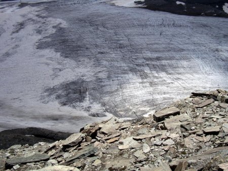 Vue plongeante sur le glacier du Grand Pisaillas.