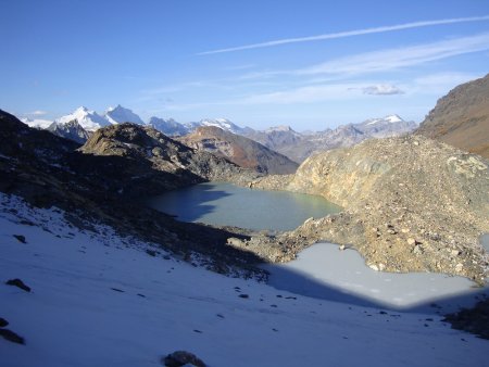 Lac sans nom en bordure du glacier de Rhêmes-Golette, vers 2940m.