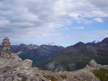 Au sommet. Le Mont Pourri et la Grande Sassière.