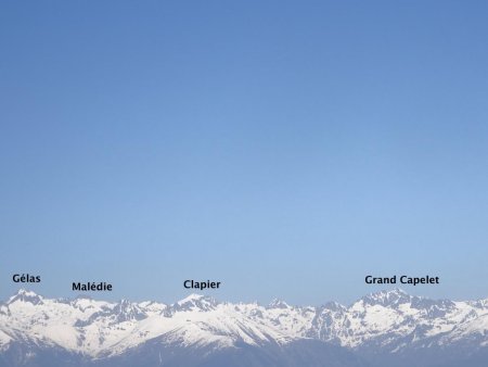 Vue du Mont Vial : De la Cime du Gélas au Mont du Grand Capelet en passant notamment par la Cime de la Maladie et le Mont Clapie