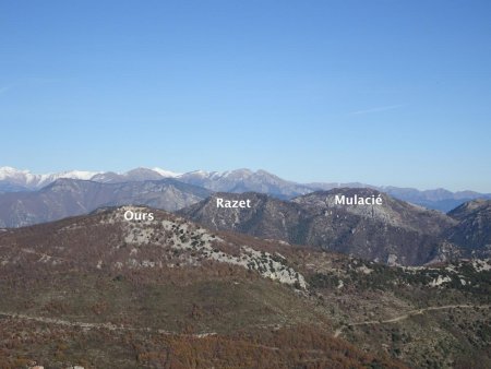 Vue depuis la Cime de Baudon : Mont Ours, Mont Razet, Mont Mulacié