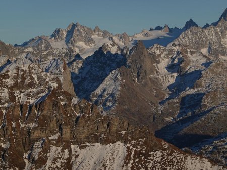 Le massif du Mont Blanc, une histoire d’aiguilles...