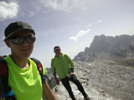 Selfie depuis le sommet et devant le Viso