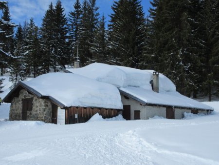 Combien de tonnes de neige sur le toit du refuge du Crêt du Poulet ?