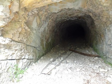 Tunnel abandonné