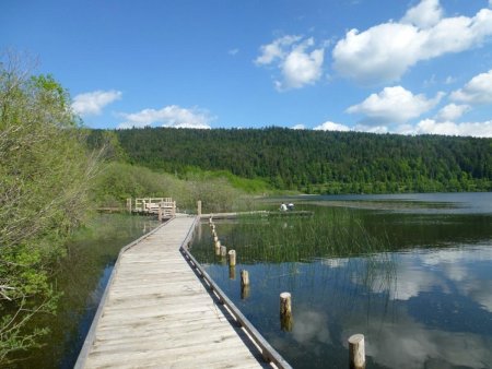 Lac de Bouverans en été