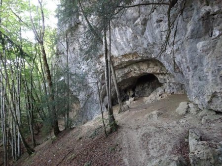 Les grottes de la Balme