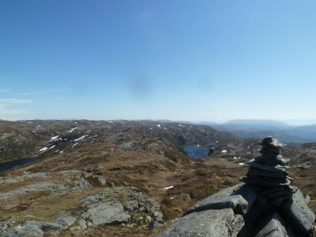 Du sommet secondaire, vue sur Vassdalvatnet.