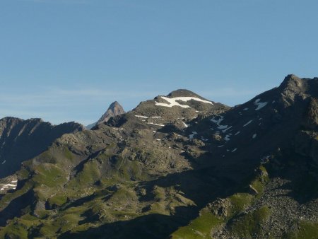 L’Aiguille des Glaciers et le Mont Miravidi.