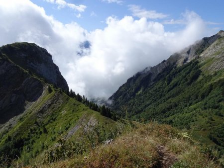 Pointe de la Deuva : regard sur le Col de l’Alpettaz
