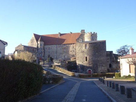 Château de St-Saturnin