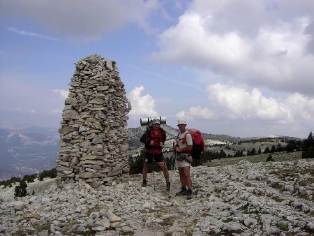 Grand cairn du Malcollet Caractéristique sur le GR.91